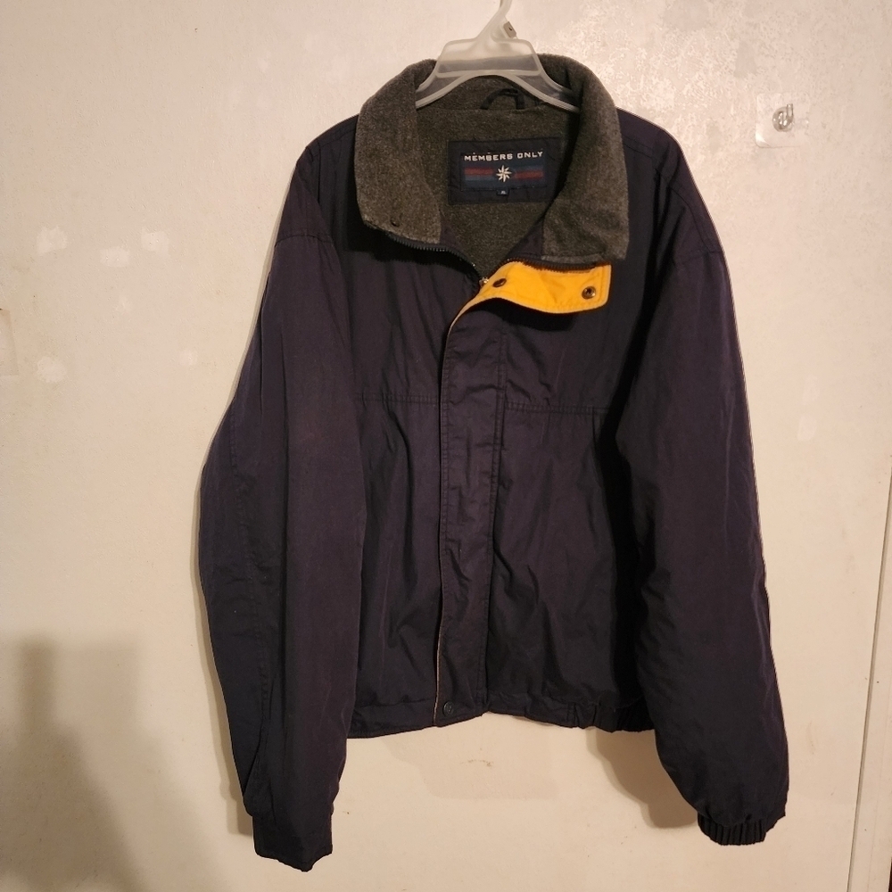 Vintage Members Only Mens Navy Full Zip Snap Buttons Jacket Size XL
